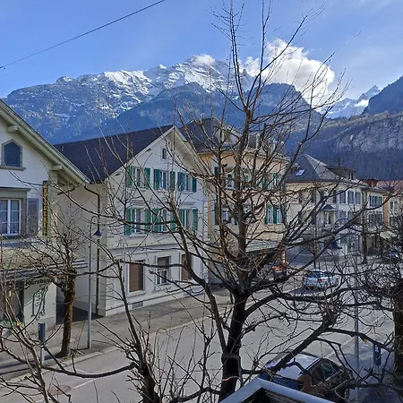 Meiringen Holiday Exterior photo